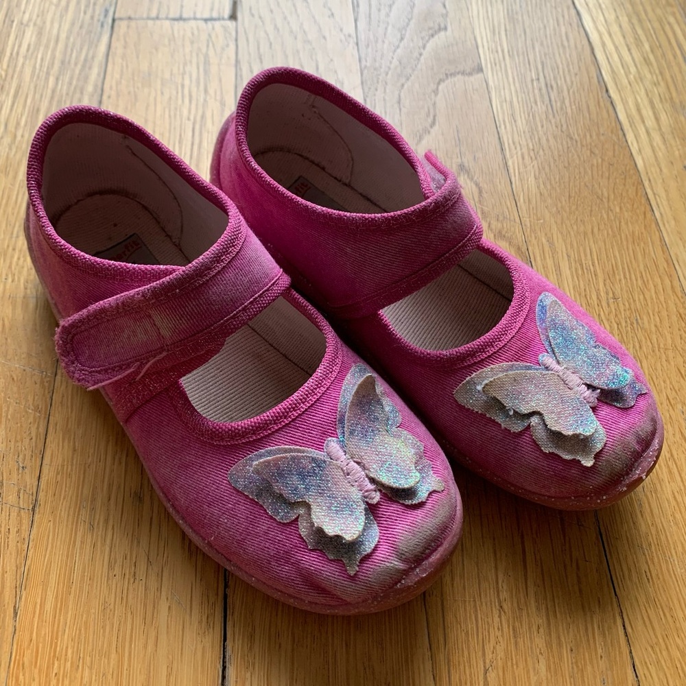 Cute Butterfly Slippers Size 10.5 US (27EU)